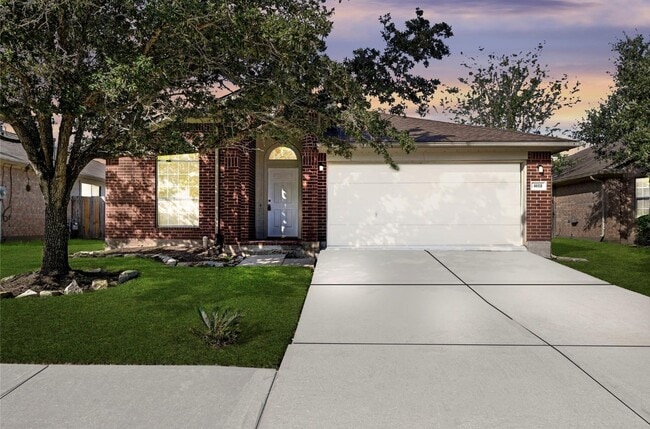 Building Photo - 4018 Floral Way Ct