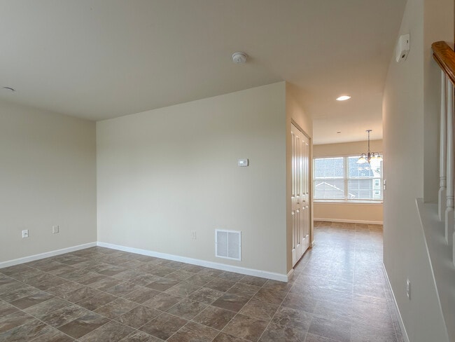 Photo - 222 Blackford Blvd