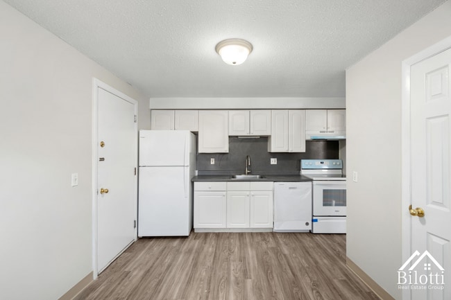 Photo - Hillside Terrace Apartments