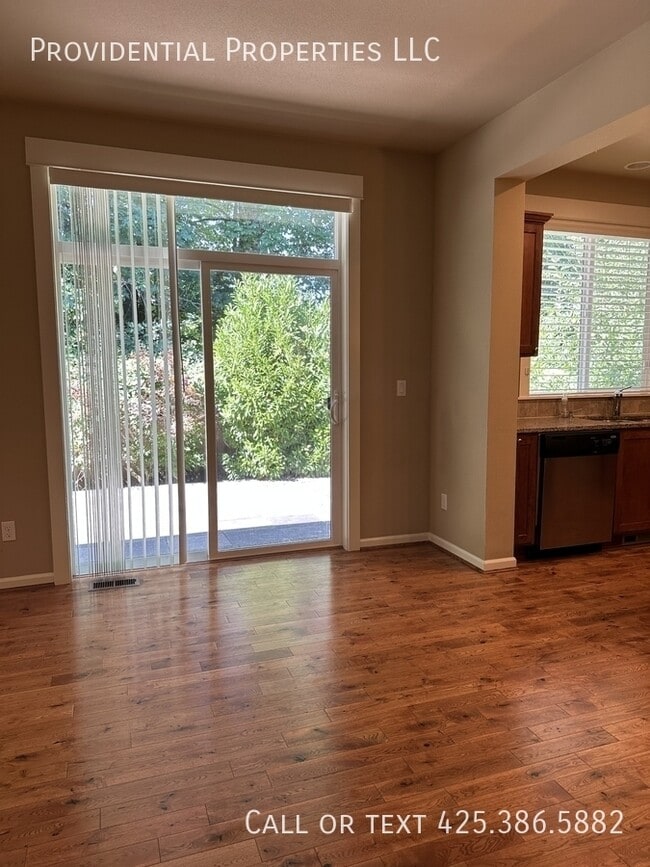 Photo - 17020 NE 118th Way