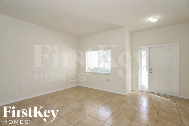 Photo - 428 SE 12th Ter
