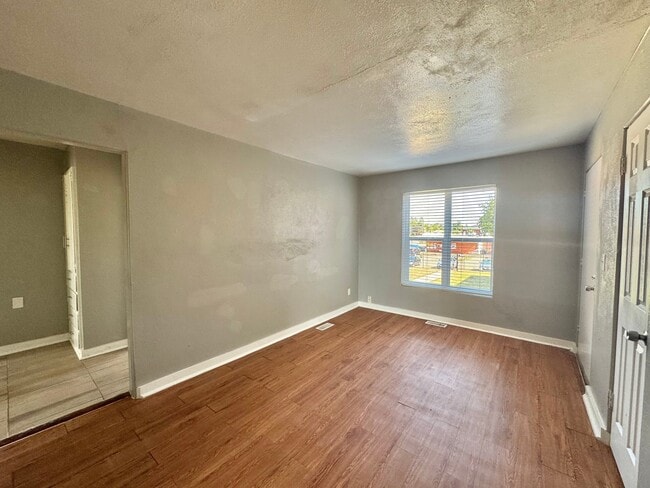Photo - 2030 NW 25th St Unidad 6
