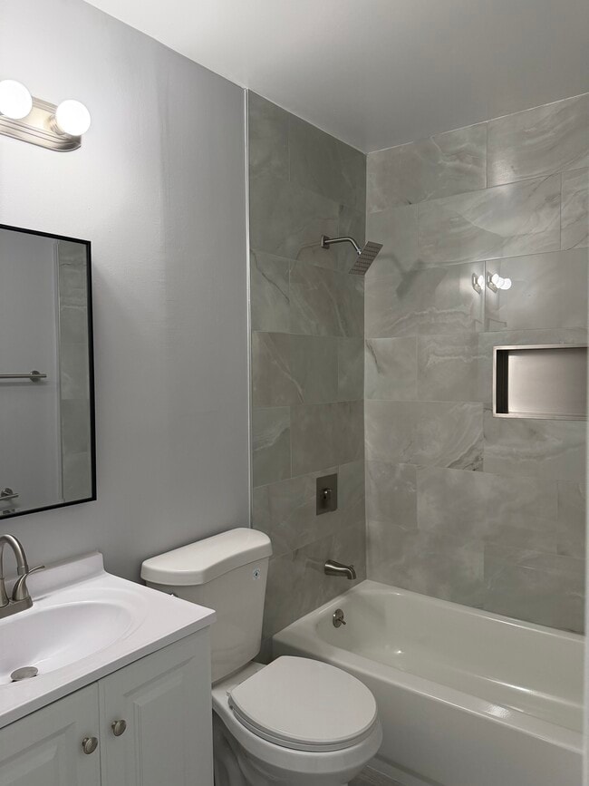 Photo - 601 Colonial Ave