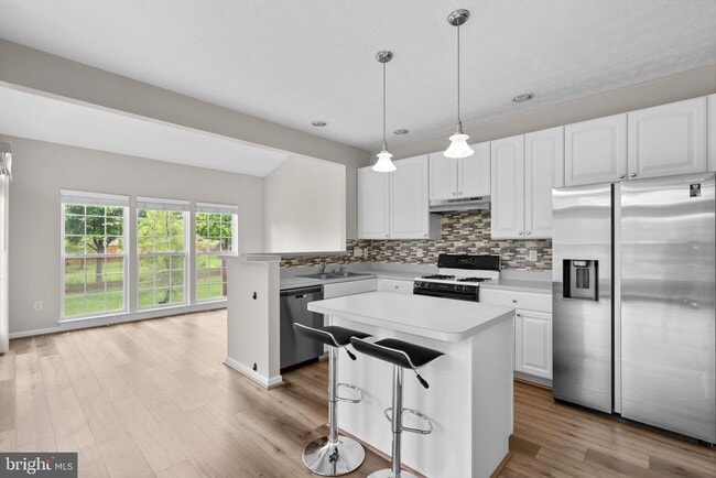 Photo - 103 Leeds Creek Cir