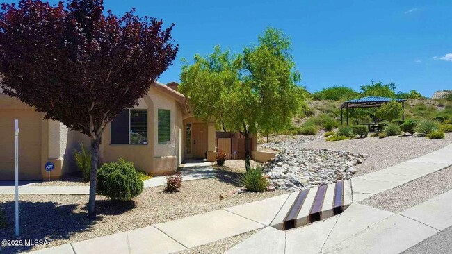Building Photo - 10835 S Piety Hill Dr