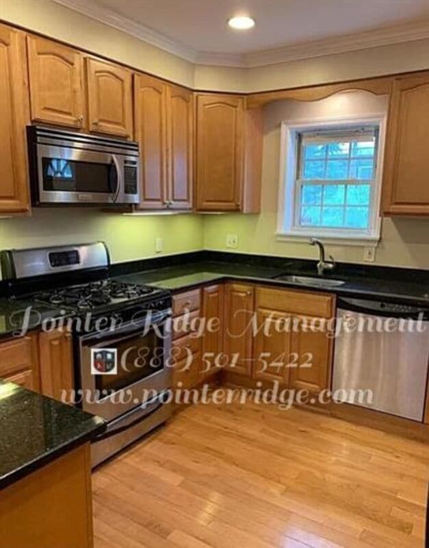 Photo - 111 N Rose St