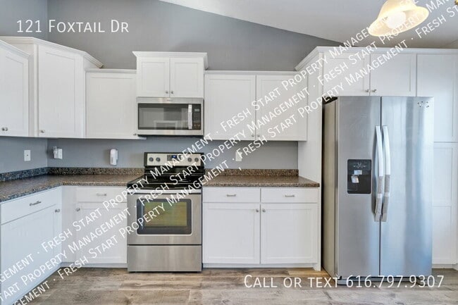 Photo - 121 Foxtail Dr