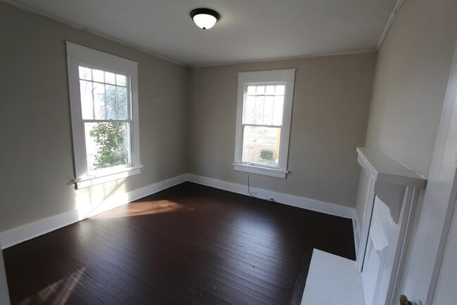 Photo - 226 E Moore St