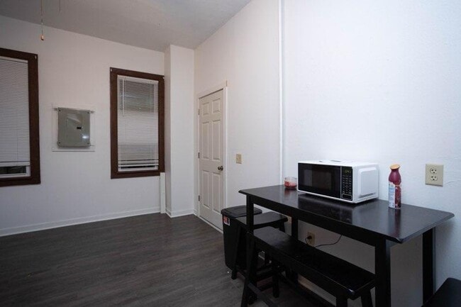 Photo - 1507 Michigan Ave