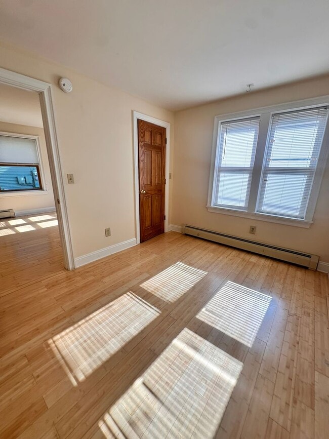 Photo - 86 Pitkin St Unit APT 1