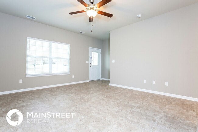 Photo - 105 Chyntara Dr