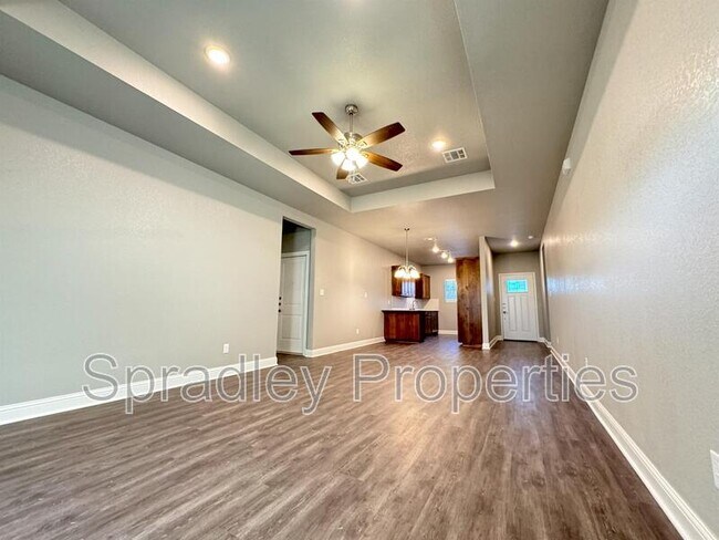 Photo - 4899A W Amity Rd