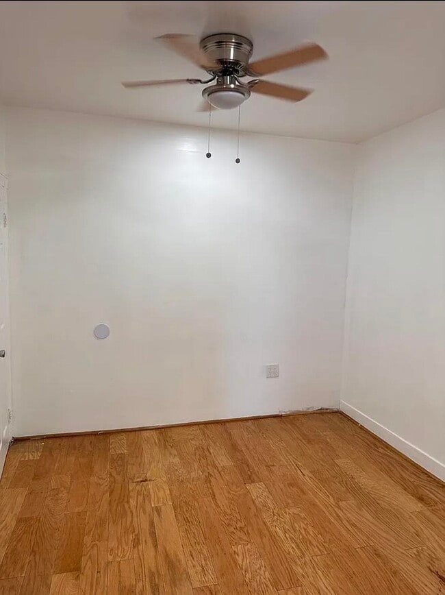 Photo - 135A Grace St