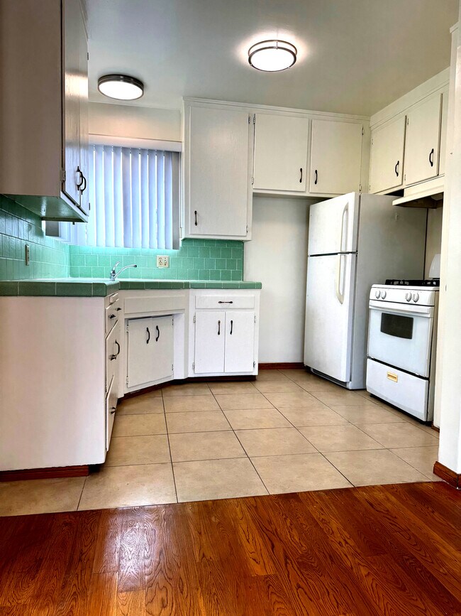 Photo - 1627 S Highland Ave Unidad 1
