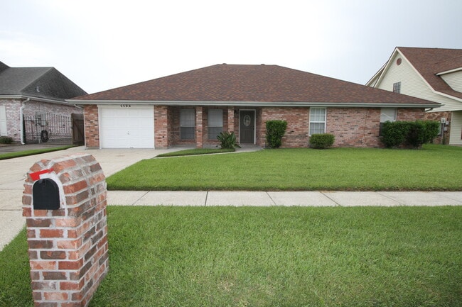 Building Photo - 1124 Orchid Dr Rental