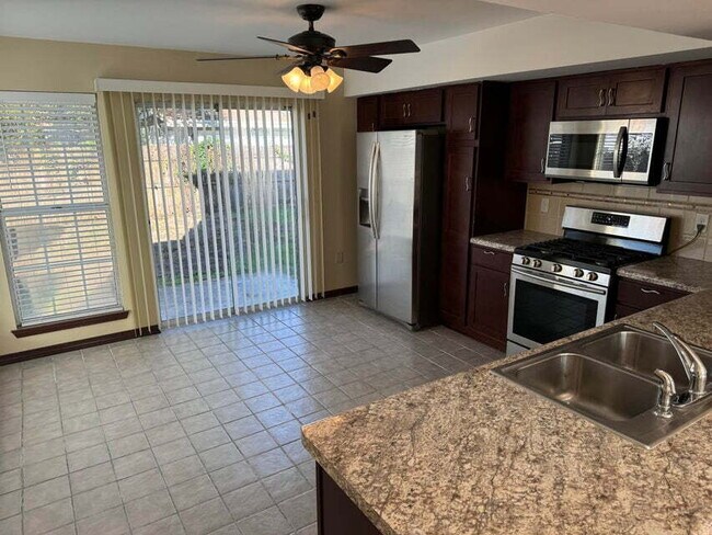 "Charming 3-Bedroom Home in Fort Walton Beach!"
