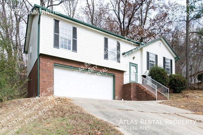 Photo - 2673 Laburnum Dr