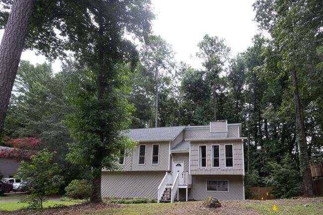 Photo - 744 Starmist Ct NE