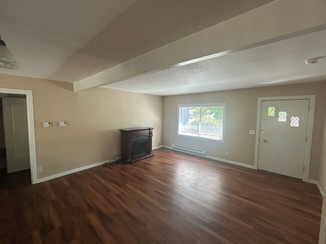 Photo - 3 Bed, 2 bath Rambler Home in Skyway, $3,150/mo.