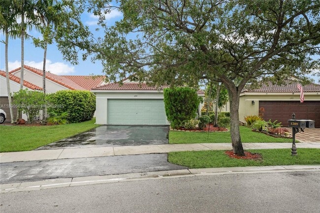 Photo - 1289 Majesty Terrace
