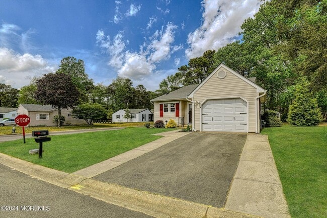 Photo - 35 Auburn St