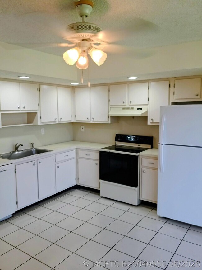 Photo - 8015 SW 107th Ave Unit 218