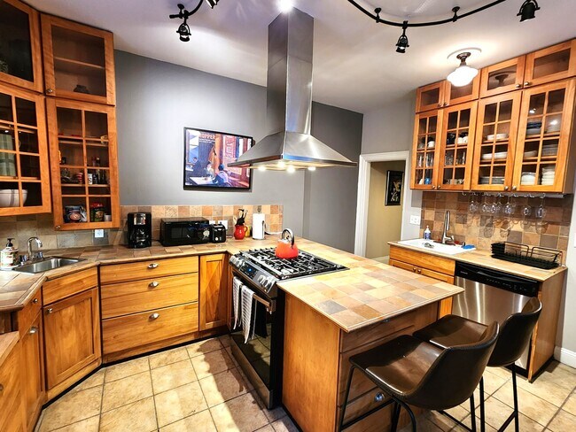 Photo - 20 Cedar St Unit 1