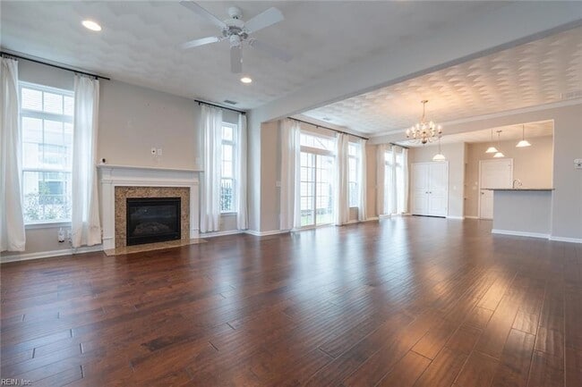 Photo - 5616 Memorial Dr