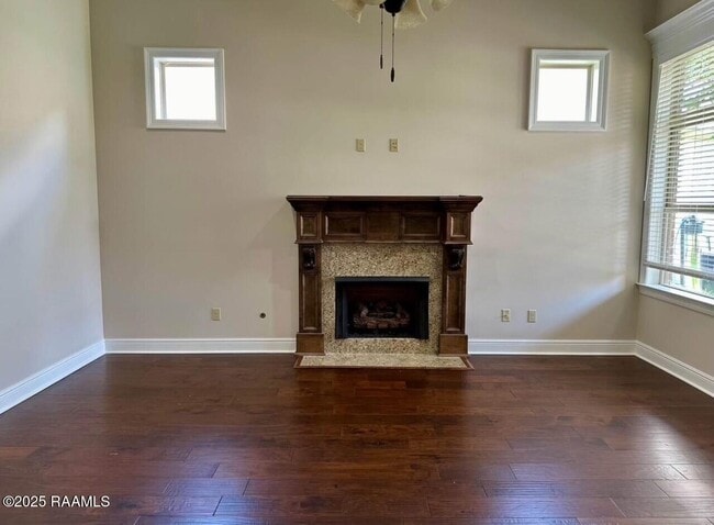 Photo - 511 Cedar Lake Dr