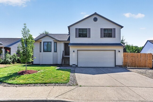Building Photo - 16045 SW Baler Way