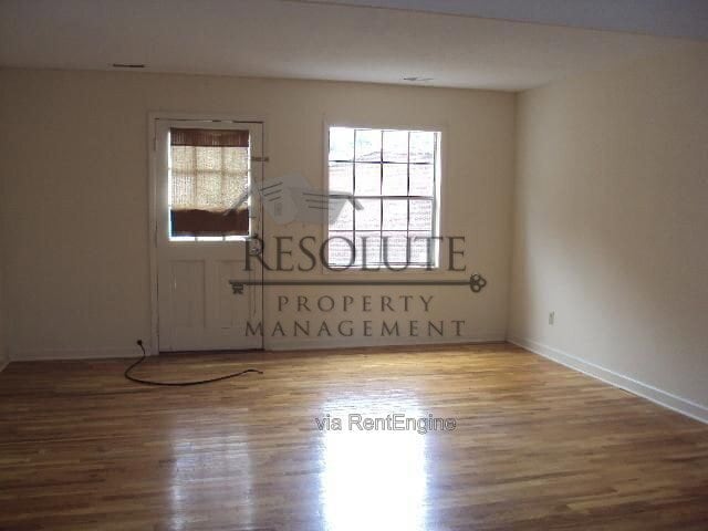 Photo - 400 Davie Rd