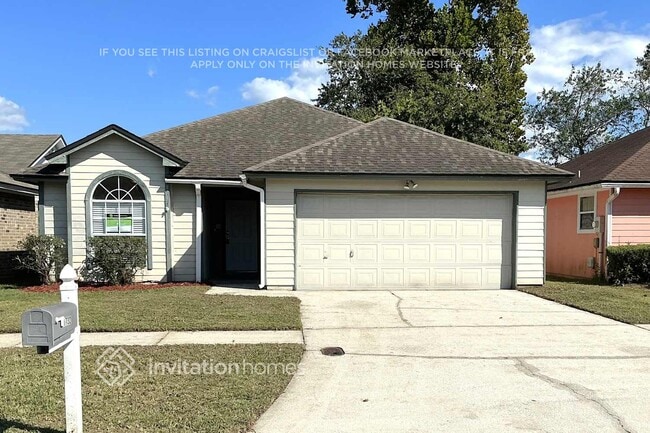 Building Photo - 1730 Ashwood Cir