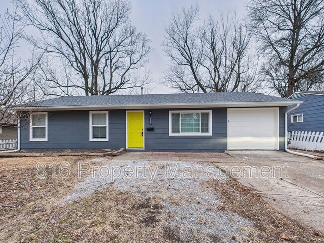 Building Photo - 11211 Corrington Ave