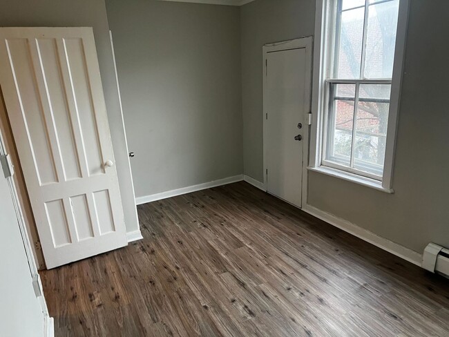 Photo - 125 Dove St Unit 2