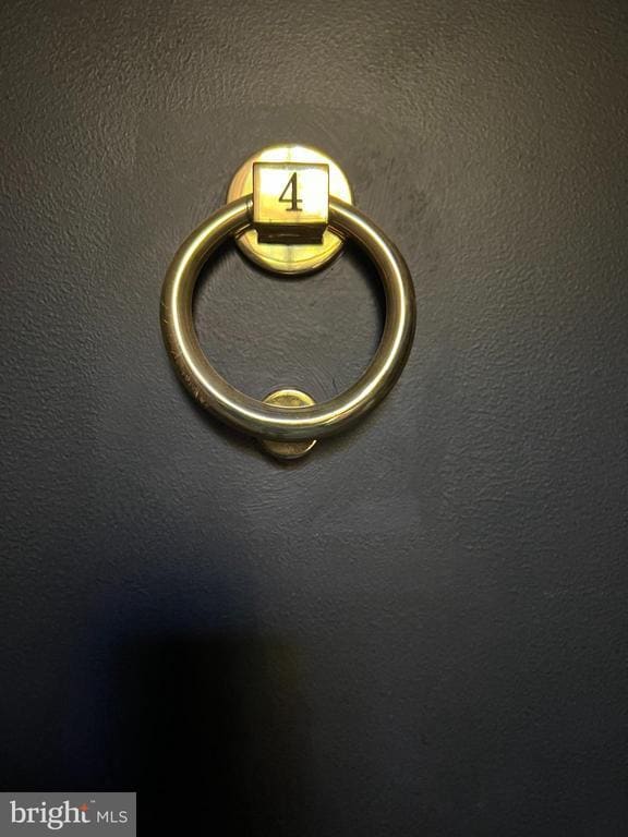 Building Photo - 2704 Dartmouth Rd Unit 4