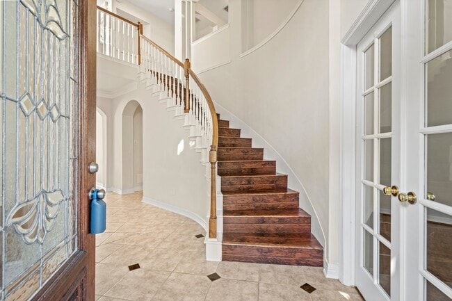 Photo - 5819 Brook Bend Dr