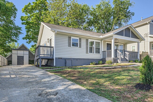 Photo - 748 Pelham St NW Casa