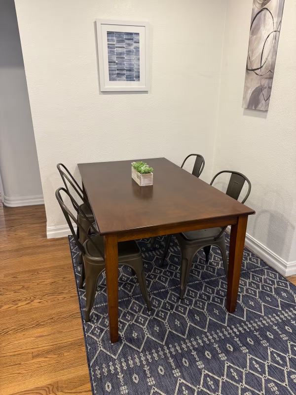 Photo - 1233 NE 14th St