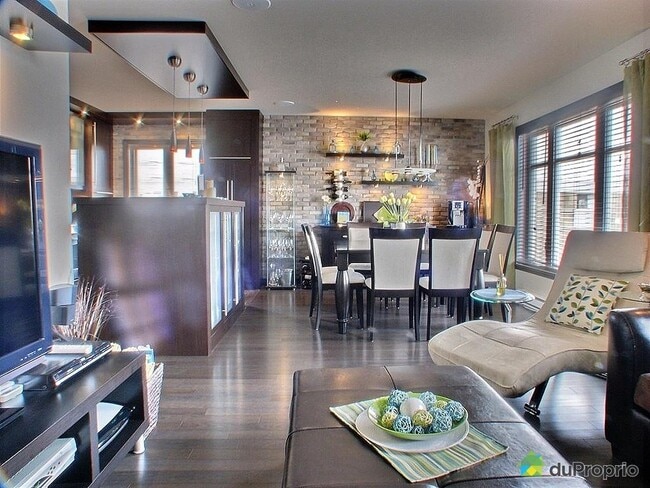 Photo - 934 Rue Normont Unit 934