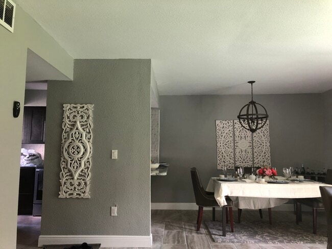 Photo - 824 Camargo Way