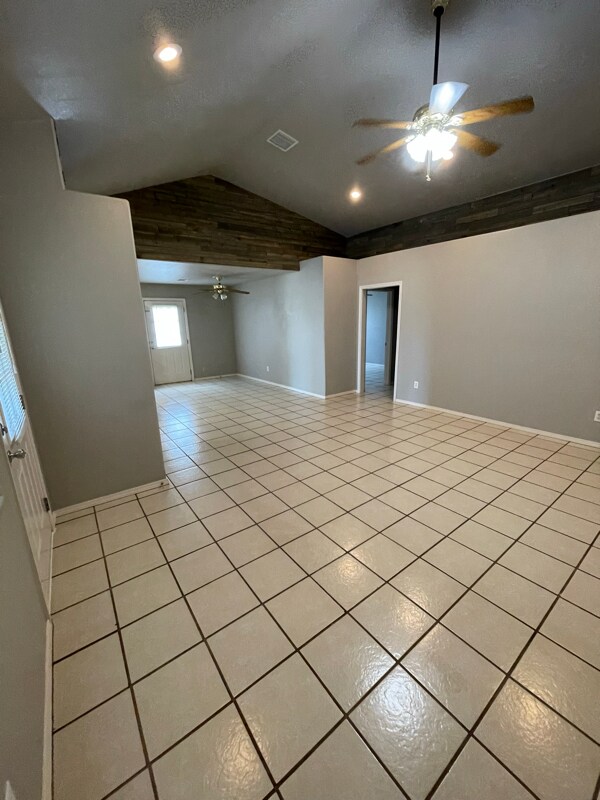 Photo - 63161 E 291 Rd Unidad 63163