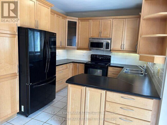 Photo - 15 Magenta St