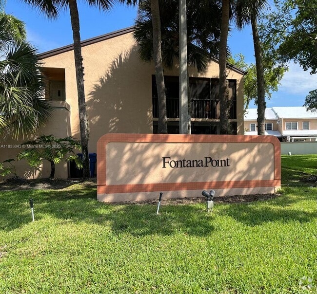 Building Photo - 8211 NW 191st St Unit 3-E Rental