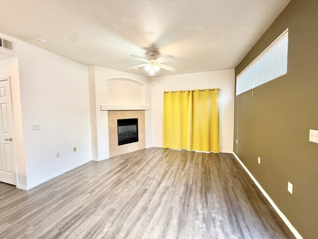 Photo - 3002 W Elizabeth St