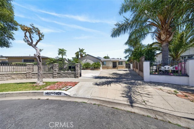 Building Photo - 14827 Dearborn St