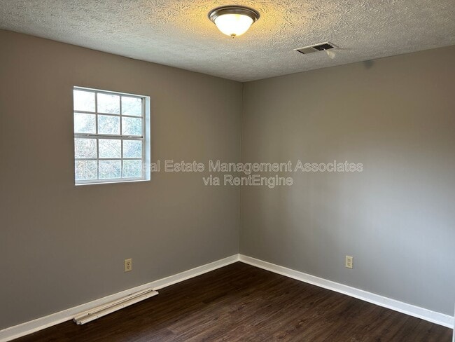 Photo - 413 N Hill St Unit C