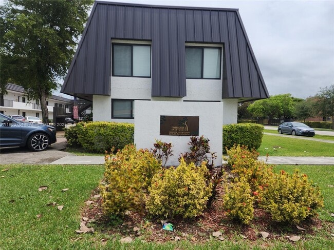 Building Photo - 19600 SW 110th Ct Unit 207