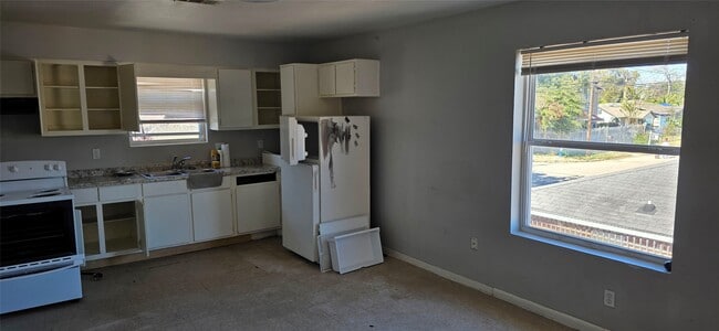 Photo - 5130 Chapman St Unit 4