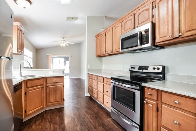 Photo - 10733 Brown Trout Cir