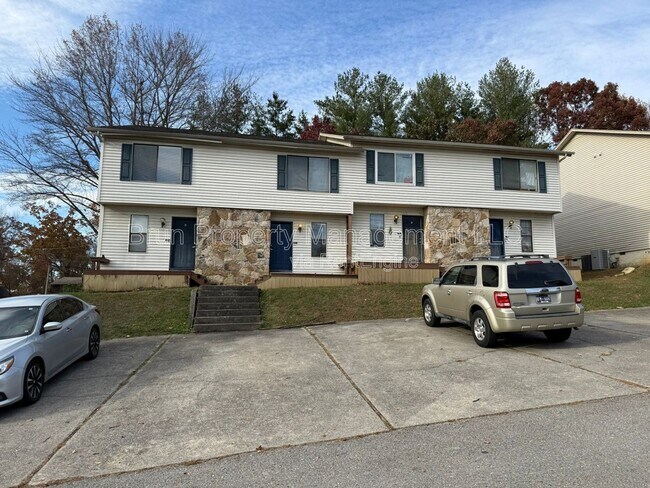 Building Photo - 10417 Victoria Dr